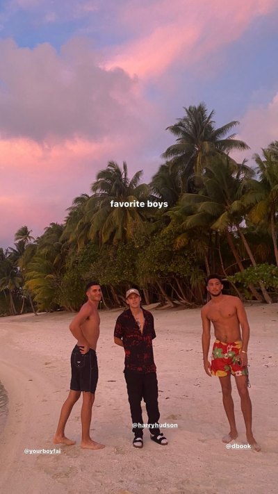 Kendall Jenner Calls Boyfriend Devin Booker 1 of Her 'Favorite Boys' in Rare Shout-Out