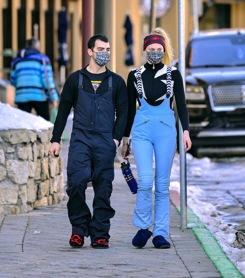 Twinning Celebrity Couples: Stars Wearing Matching Outfits