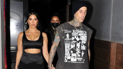 ourtney Kardashian Shows Abs During Travis Barker Date Night 5