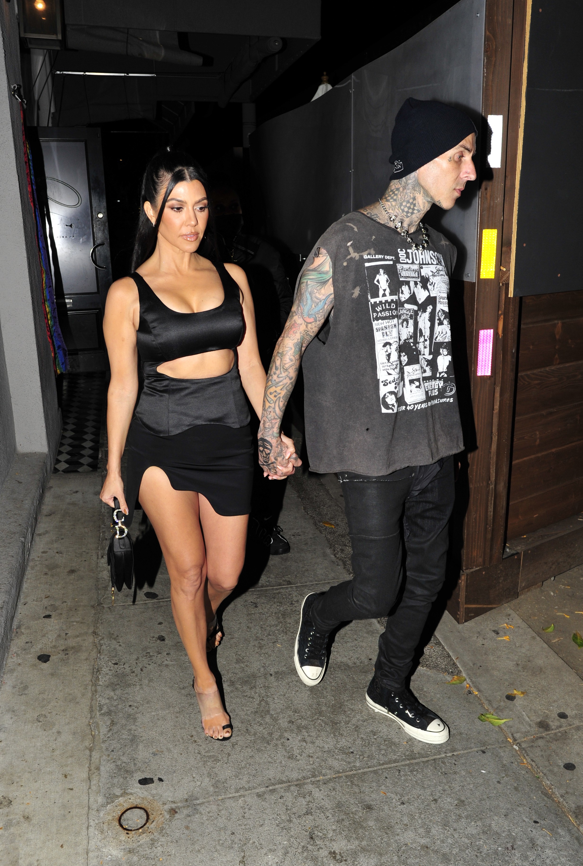 ourtney Kardashian Shows Abs During Travis Barker Date Night 2