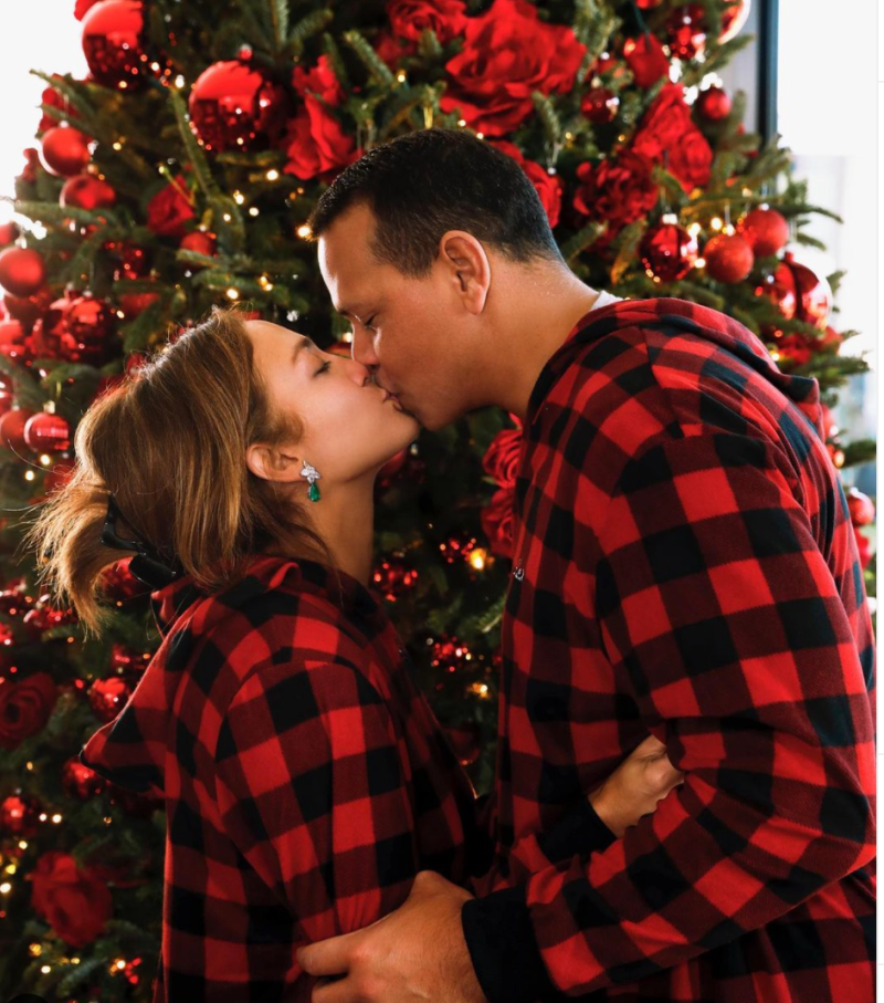 Twinning Celebrity Couples: Stars Wearing Matching Outfits