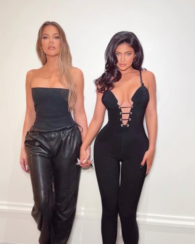 Khloe Kardashian Responds to Looking 2 Different Heights in Photos: 'Stop Shrinking'
