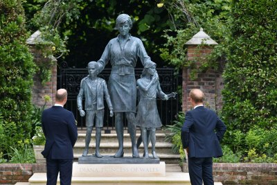 Prince William and Prince Harry Reunite at Princess Diana's Statue Unveiling: See Photos