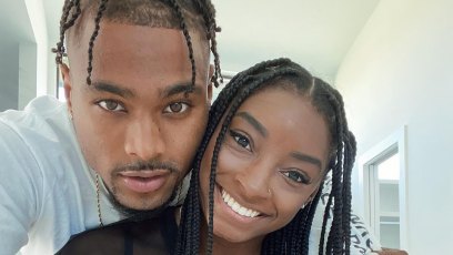 Simone Biles' Boyfriend Jonathan Owens Supports Her at Olympics