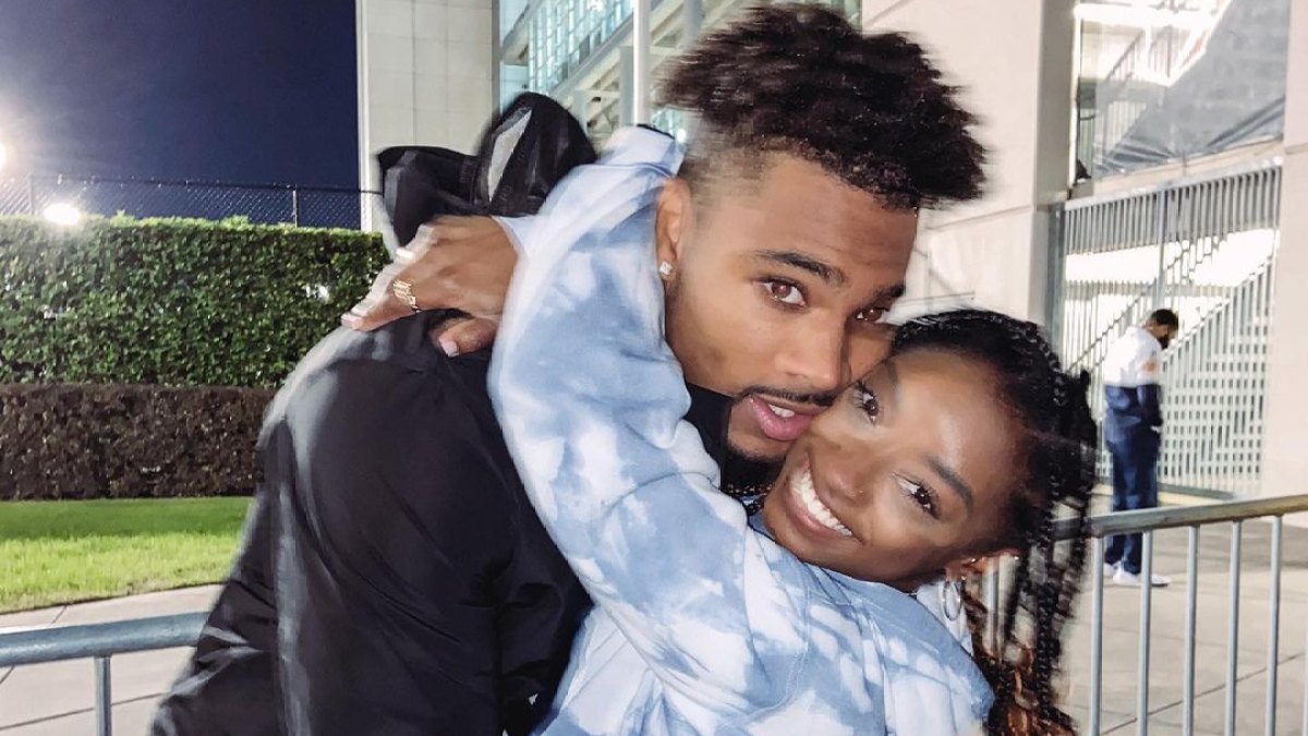 Simone Biles and Boyfriend Jonathan Owens Love Packing On the PDA! See Their Cutest Photos So Far