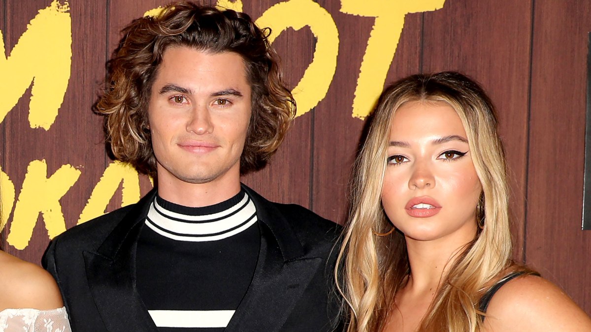 How Outer Banks' Chase Stokes and Madelyn Cline Stay Professional on Set