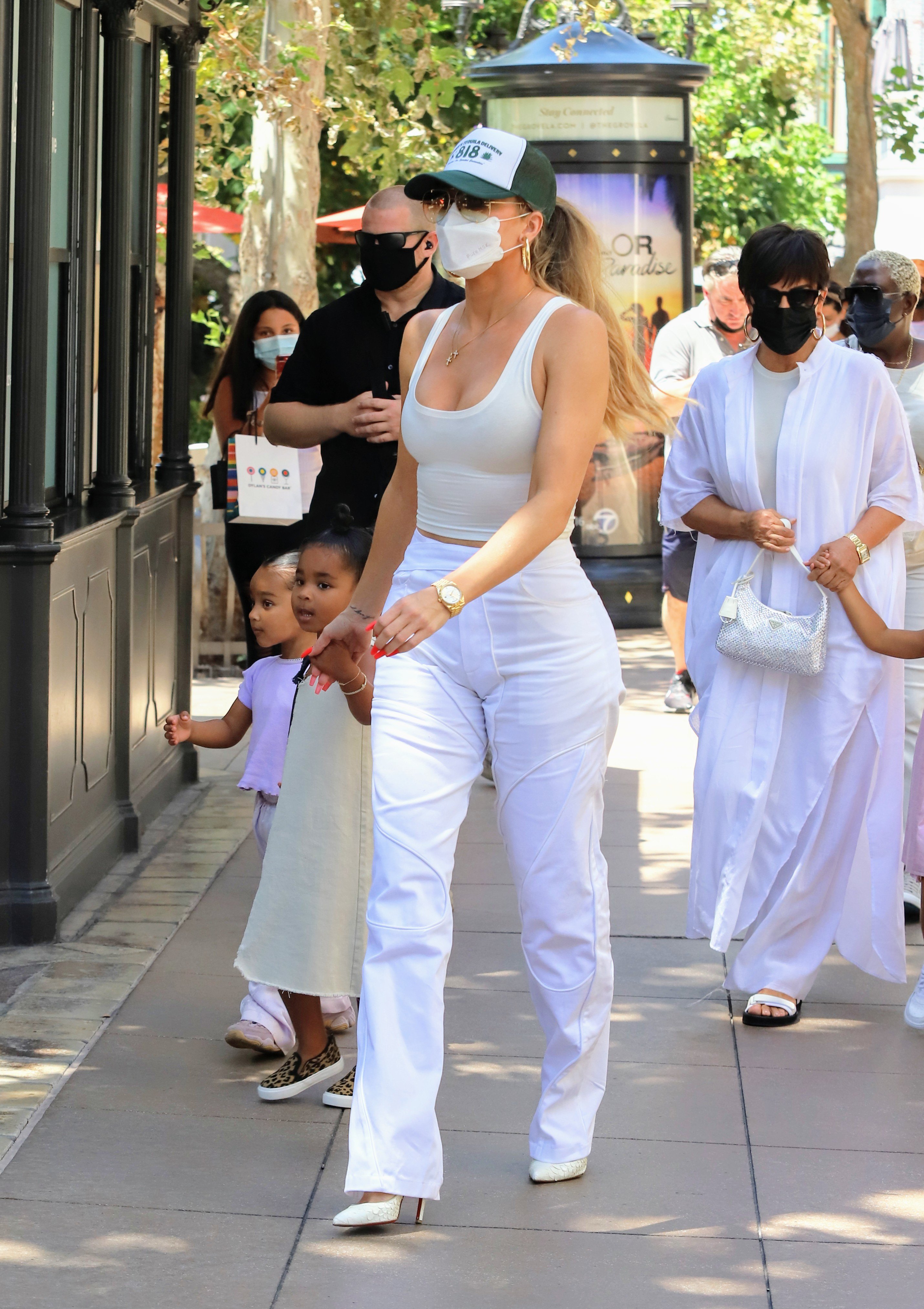 Khloe Kardashian Summer Style Khloe Kardashian Summer Style