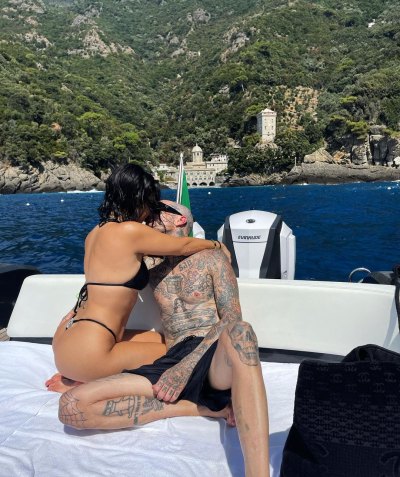 Kourtney Kardashian Travis Barker Cutest Photos Italy 3