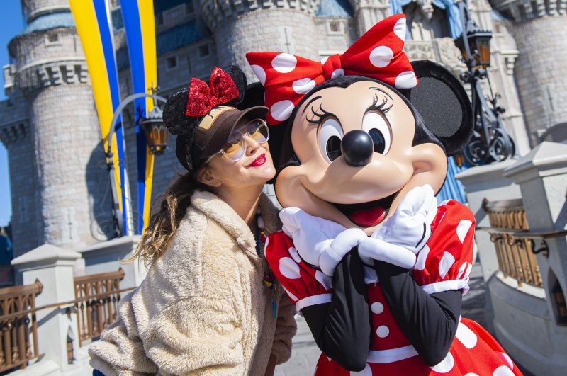 Drew Barrymore Plastic Surgery