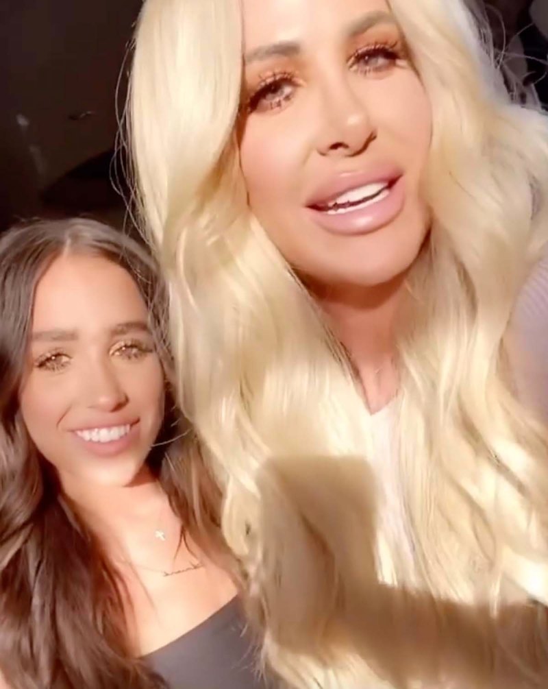 Kim Zolciaks Most Twinning Moments With Her Daughters Brielle Ariana Photos Look Alike Ladies