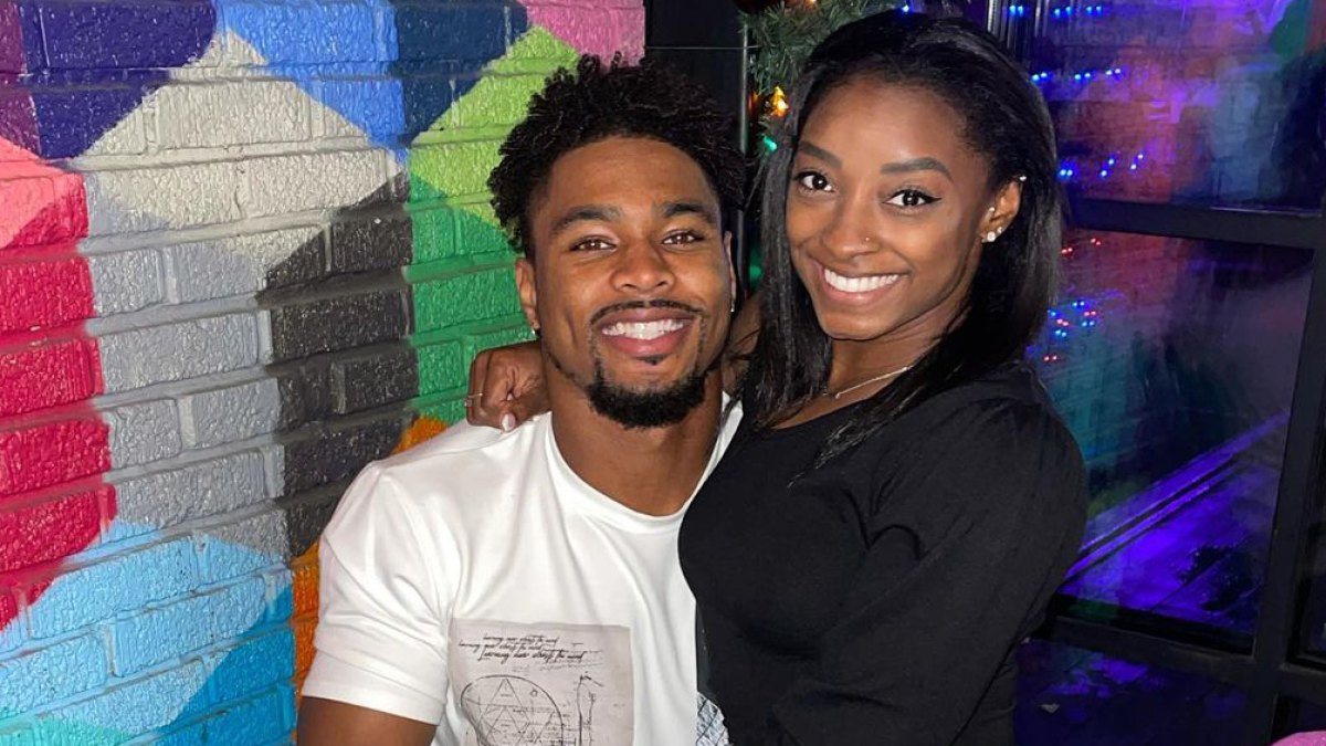 Simone Biles Gushes Over Boyfriend Jonathan Owens' Sweet Gesture Amid Her Gymnastics Tour