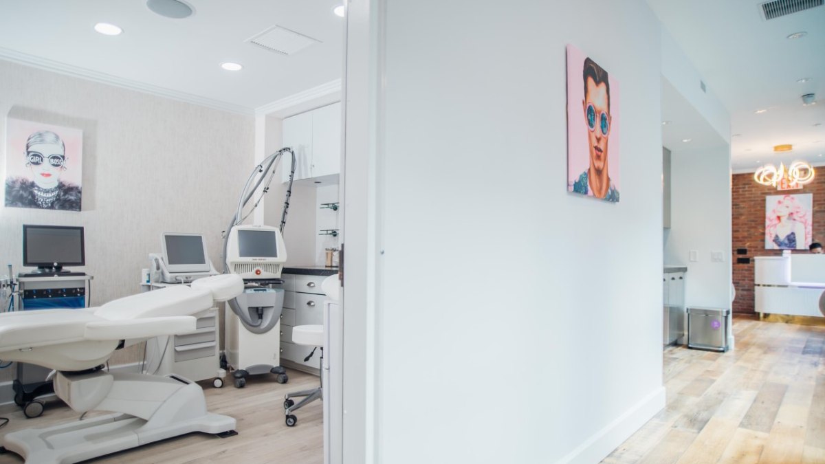 lip-fillers-and-cosmetic-procedures-can-boost-your-confidence
