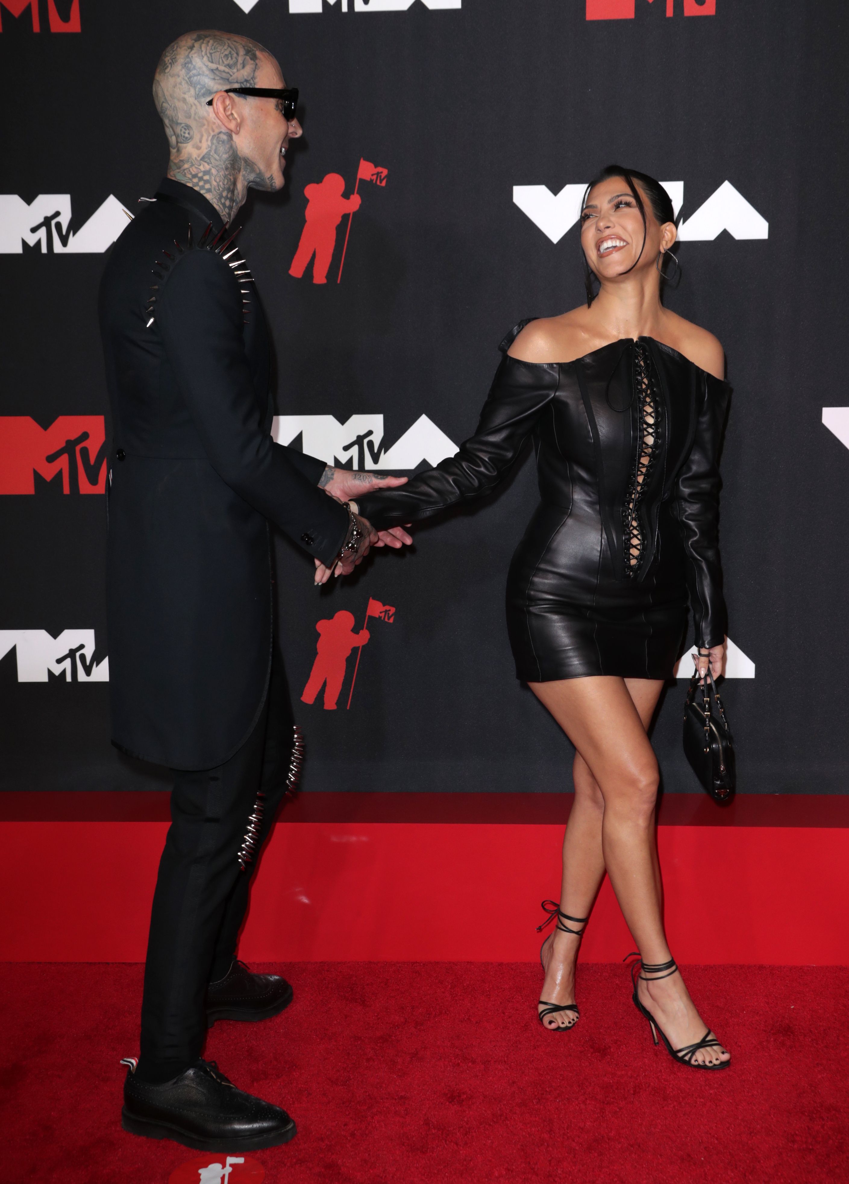 Kourtney Kardashian Travis Barker MTV VMAs 2021 Red Carpet Photos 4