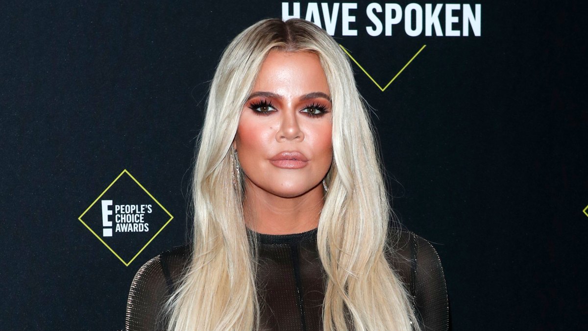 Khloe Kardashian 'Drowns Out’ Haters Amid Photoshop Backlash