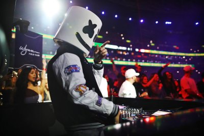 Marshmallow Performs First-Ever Halftime Show at Newly Opened Wynn Field Club