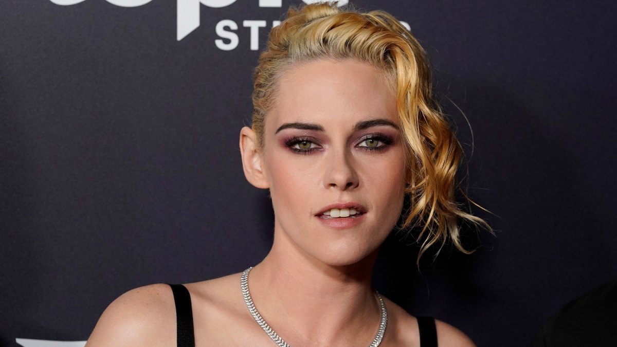 Kristen Stewart Net Worth: How Much Money the Actress Makes