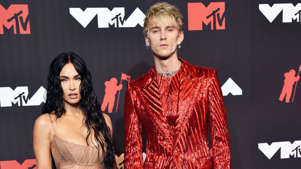 Megan Fox and Machine Gun Kelly Relationship Timeline: Photos 6