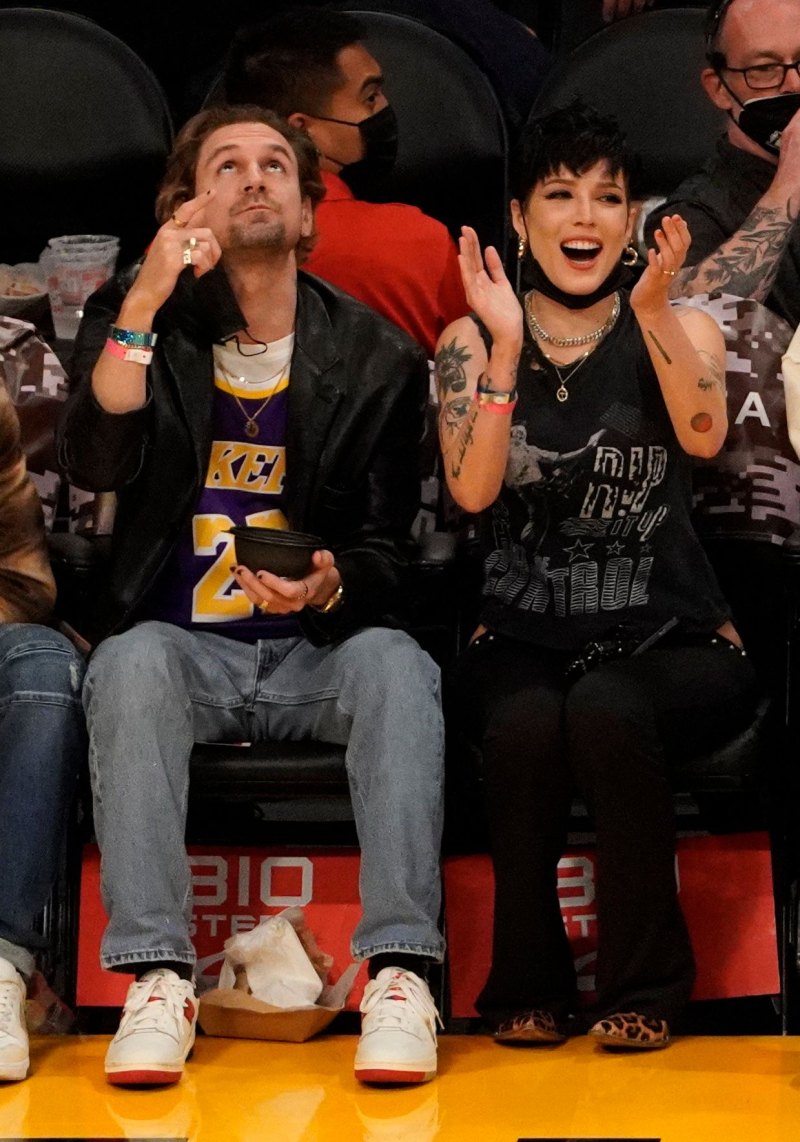 Halsey and Boyfriend Alev Aydin Have Sweet Date Night at Lakers Game in Los Angeles: See Photos!