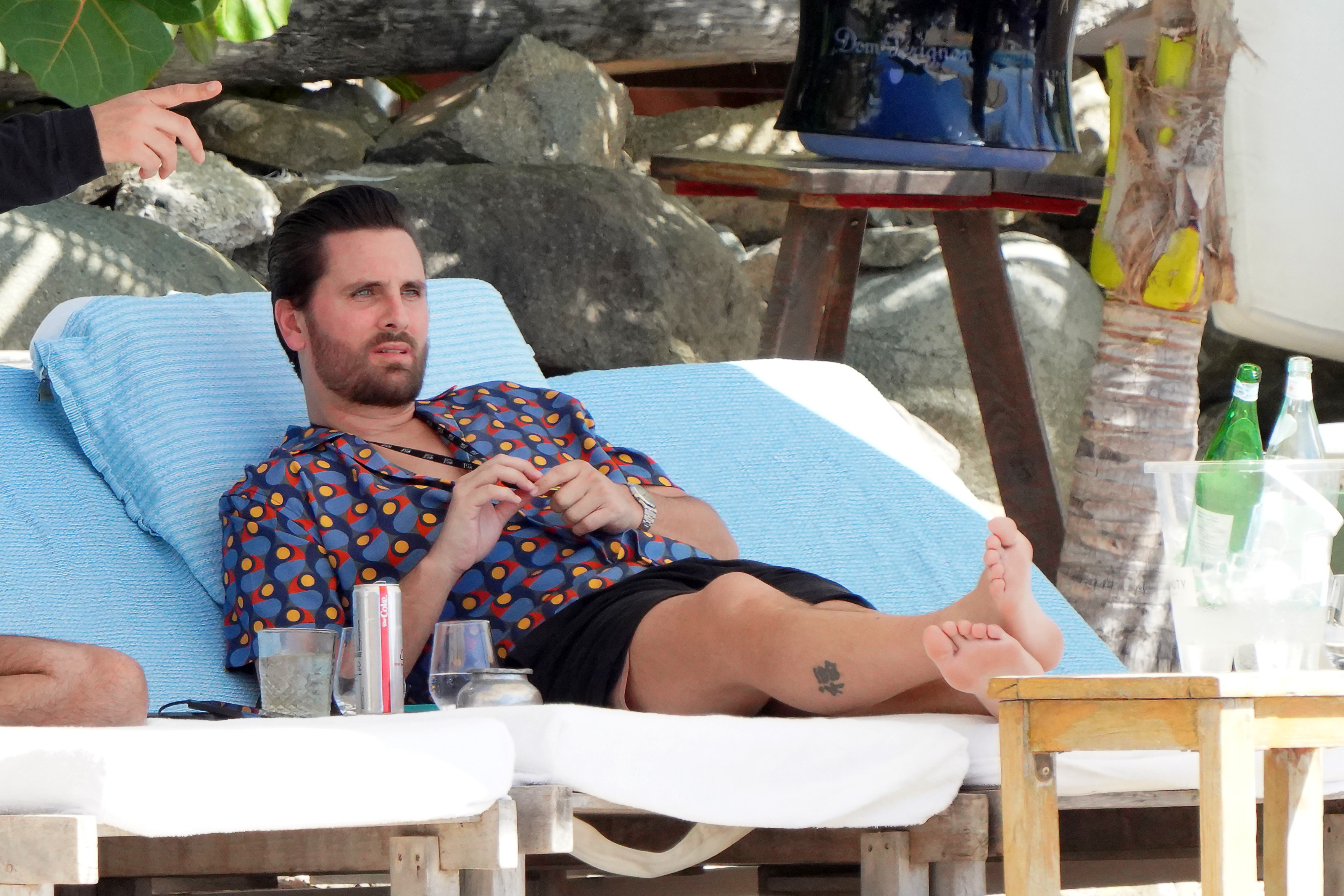 Scott Disick Vacations in St pic
