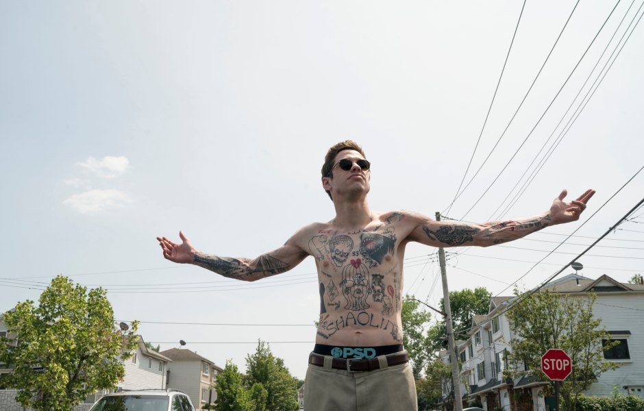 Pete Davidson Shirtless: Photos of Comedian With No Shirt, Tats King of Staten Island