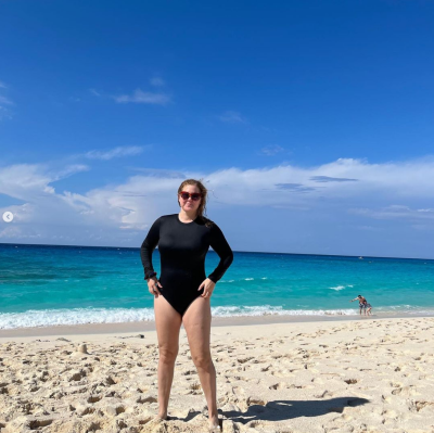 Amy Schumer Reveals She Had Liposuction in New Swimsuit Photos: ‘I Feel Good'