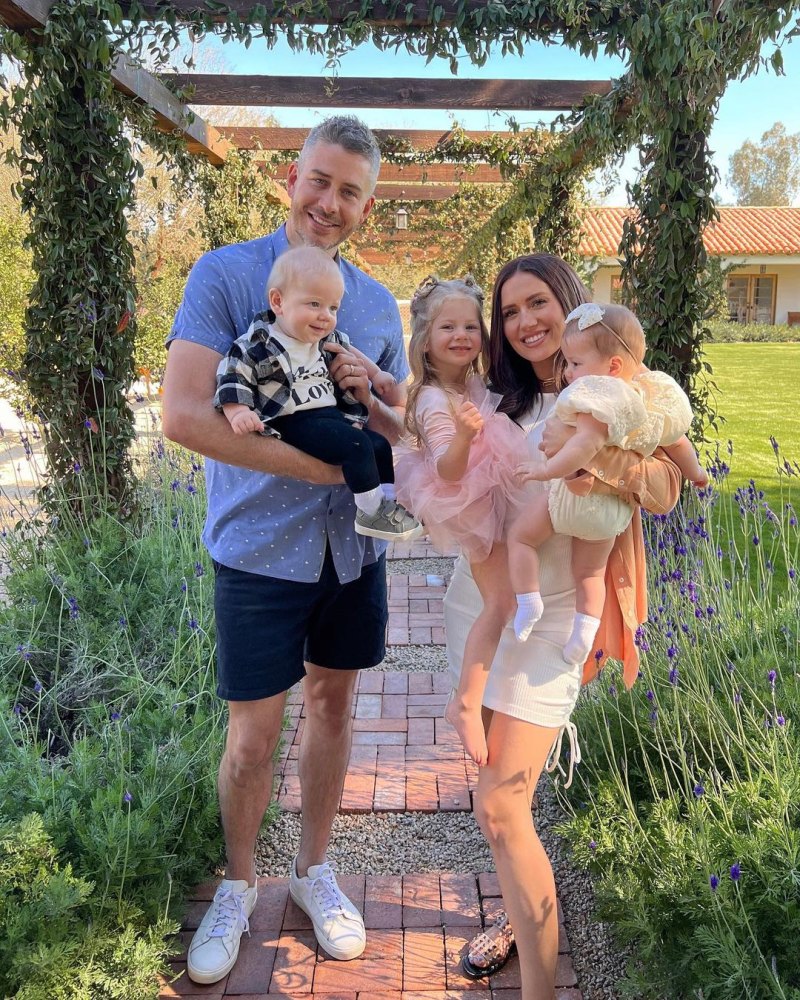 Arie twins gallery