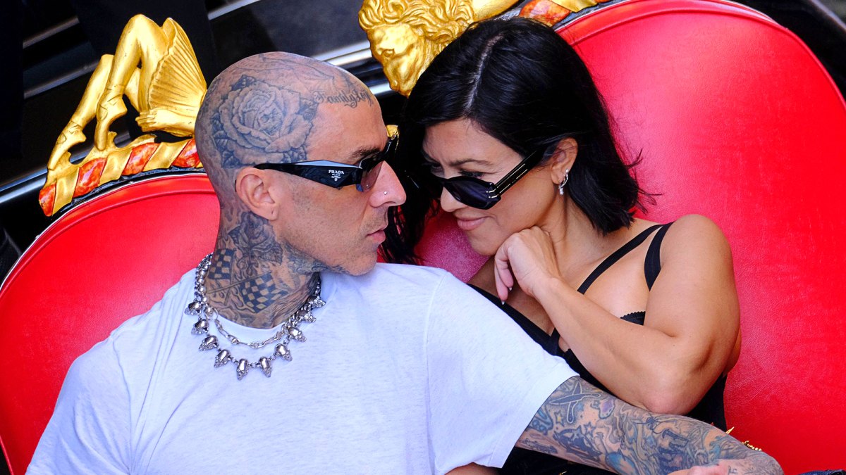 Kourtney Kardashian Shares 2018 Throwback Photo With Travis Barker Before They Started Dating