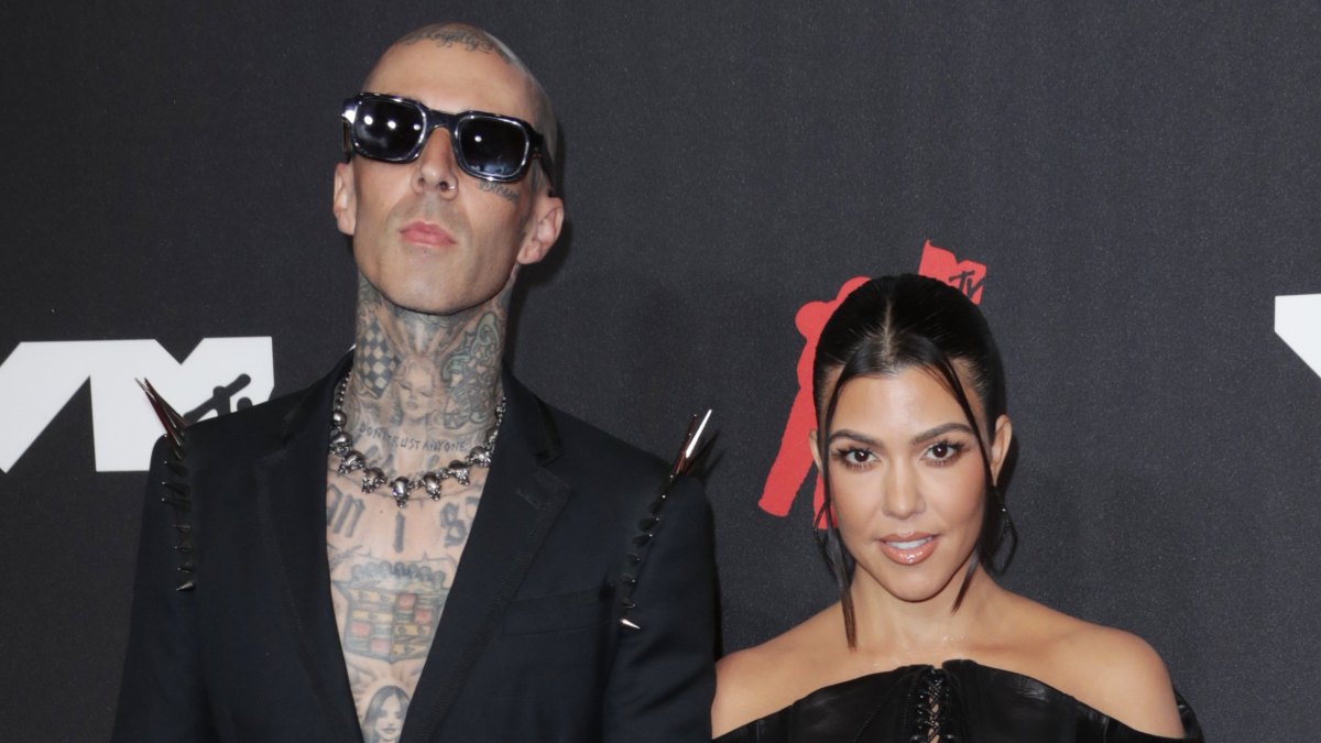 Kourtney Kardashian Seemingly Debunks Pregnancy Rumors With Drink