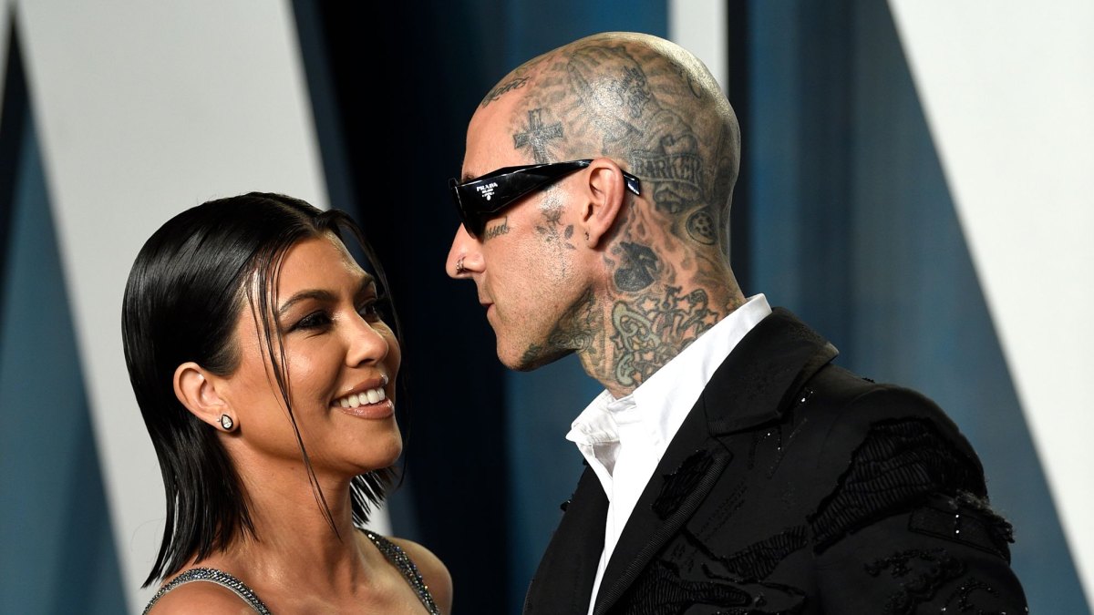 Travis Barker Thanks Kourtney Kardashian for Removing His Stitches