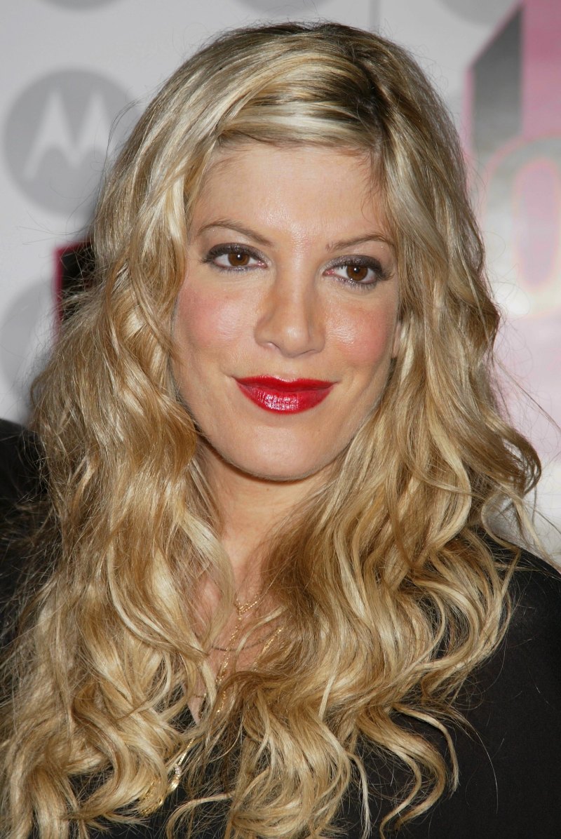 Just Makeup! Tori Spelling Denies Recent Plastic Surgery Rumors: ‘It’s All Contouring’
