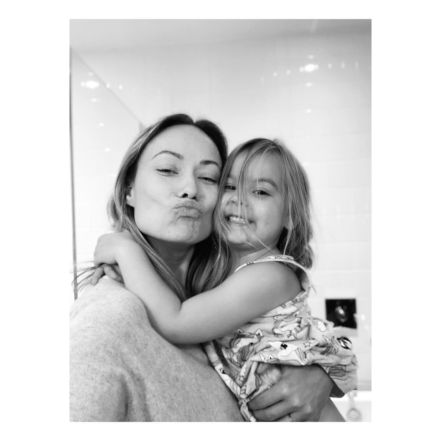 Olivia Wilde Doesn’t Need Glam to Look Beautiful! See Photos of Her With No Makeup