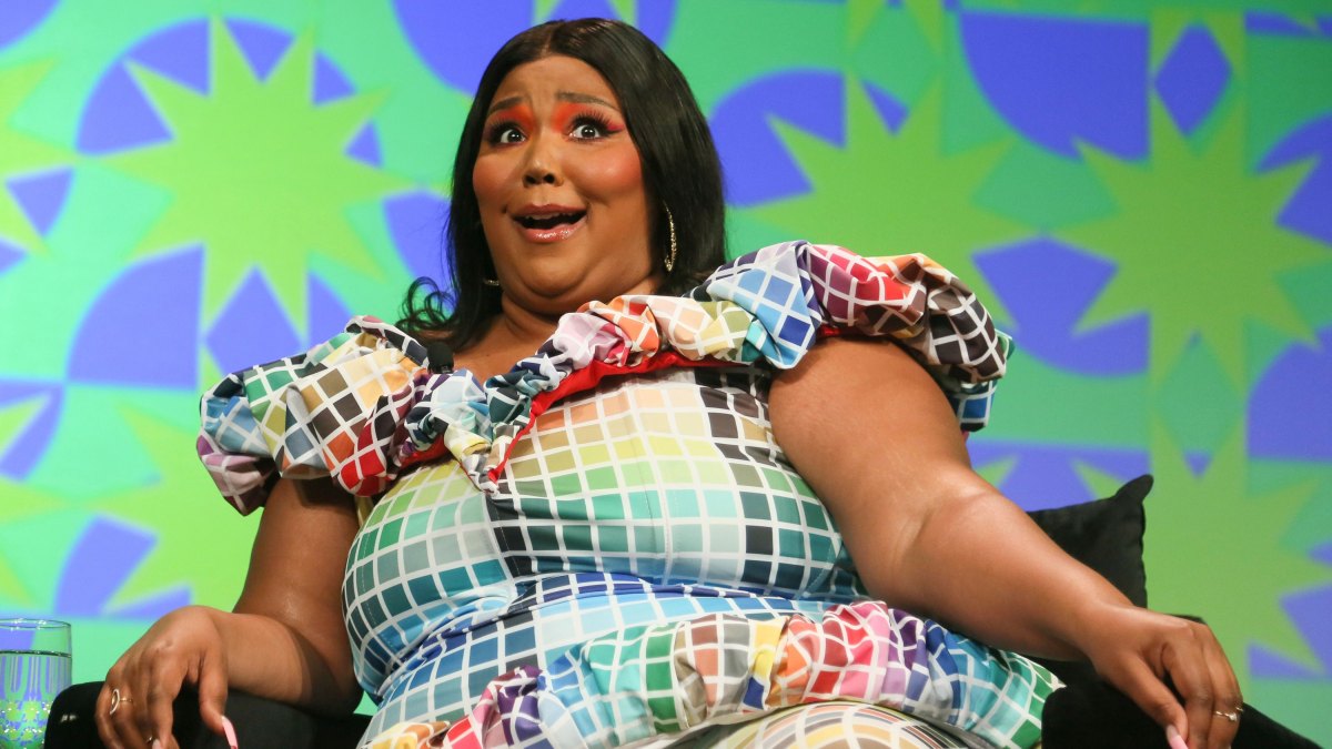 Who Is Lizzo Dating?