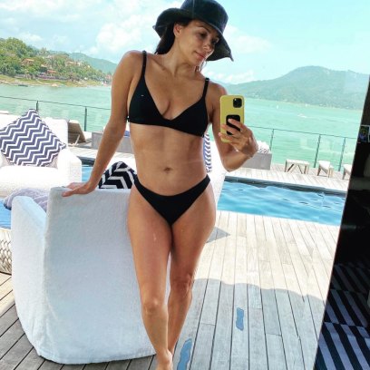 ~Desperate~ For Eva Longoria’s Bikini Photos! See the Actress’ Hottest Swimsuit Moments