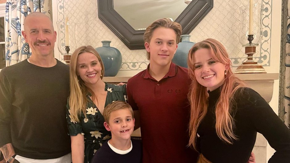 Reese Witherspoon, Ryan Phillippe's Son Deacon Today: Pics