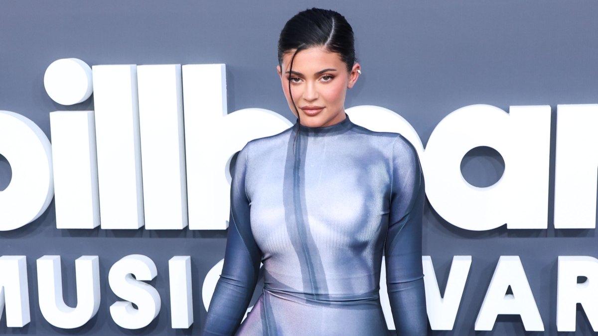 Kylie Jenner Driver's License Photo