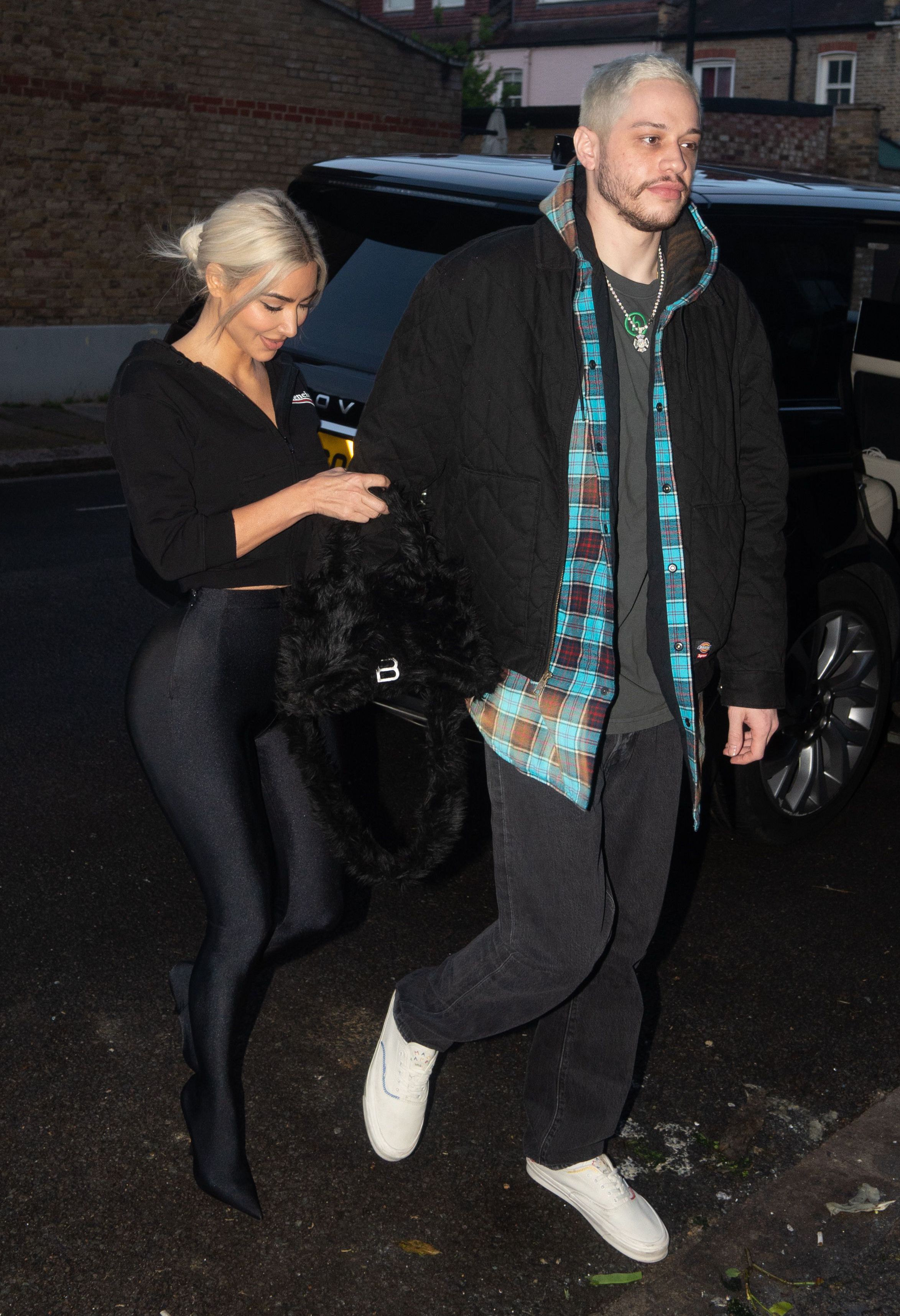 Kim Kardashian and Pete Davidson Hold Hands in London: Photos 1