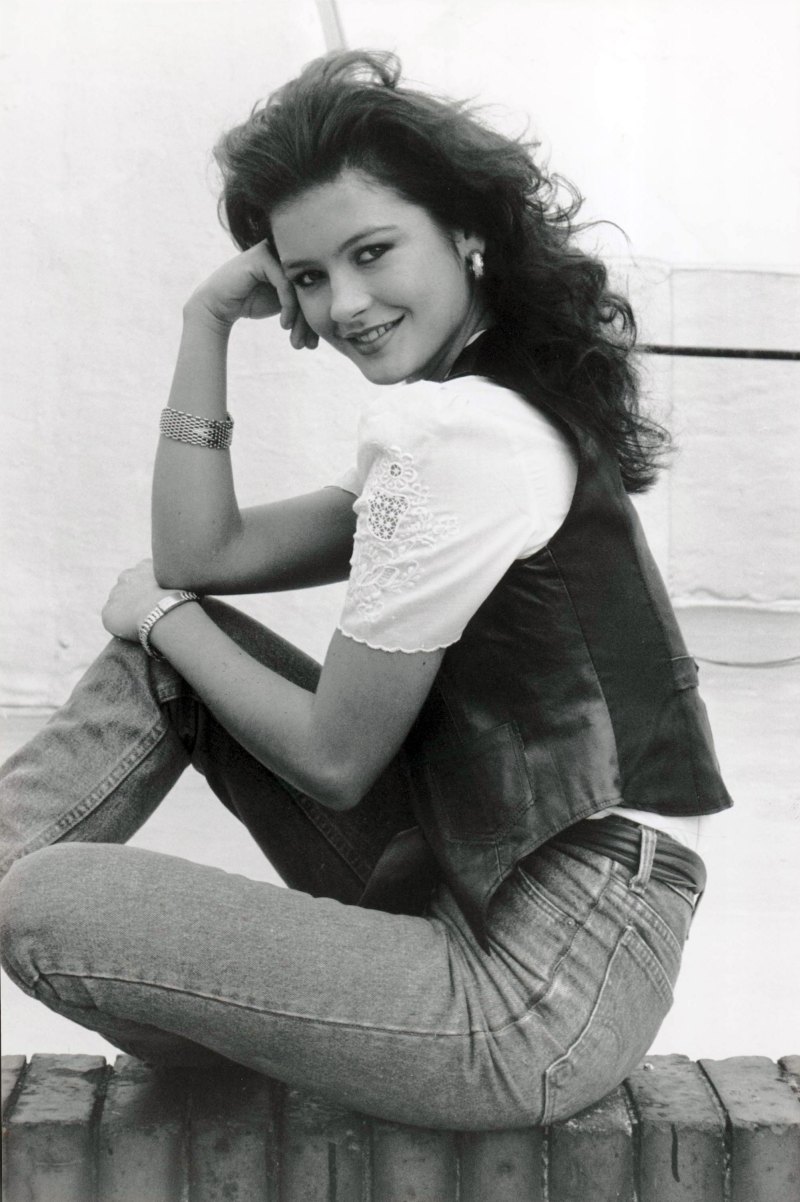 Catherine Zeta-Jones Will Always Be Hollywood’s Finest! Transformation Photos: Then and Now