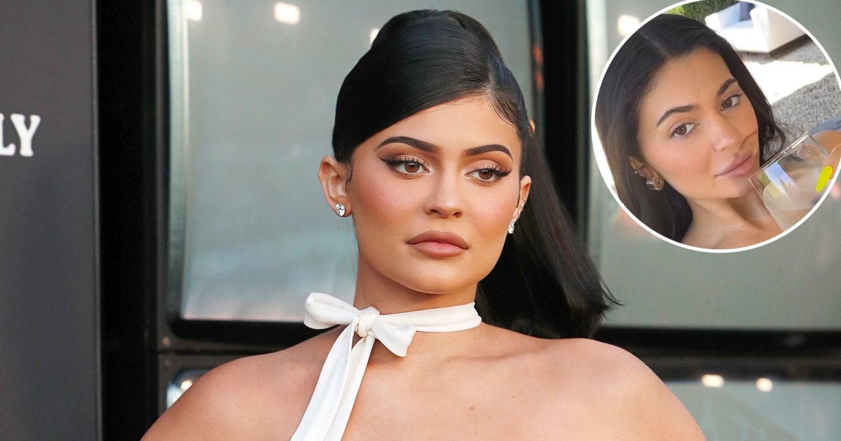 Ti Turbulens Slægtsforskning Kylie Jenner Poses for Rare Makeup-Free Moment: See Photo