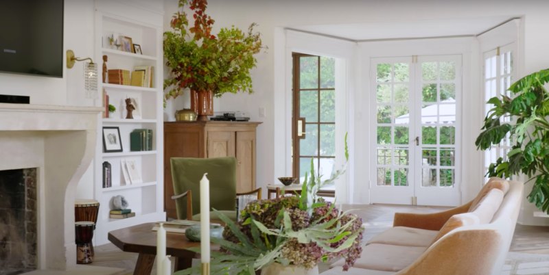 Old-School Hollywood Style! See Photos Inside of Vanessa Hudgens’ Artistic L.A. Home