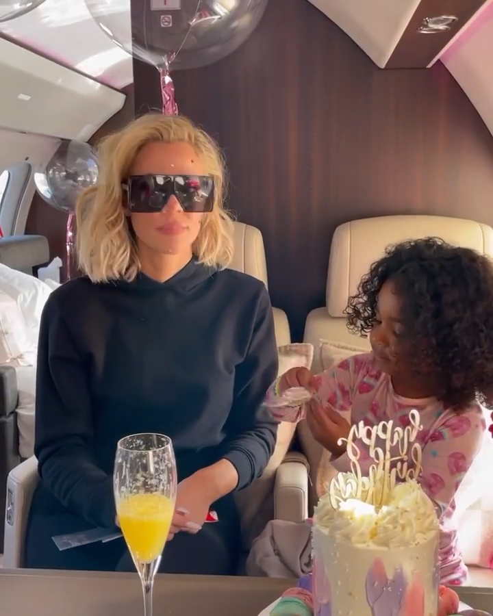 Khloe Kardashian Jets Off on Sister Kylie's Plane to 'Kamp KoKo' With Daughter True