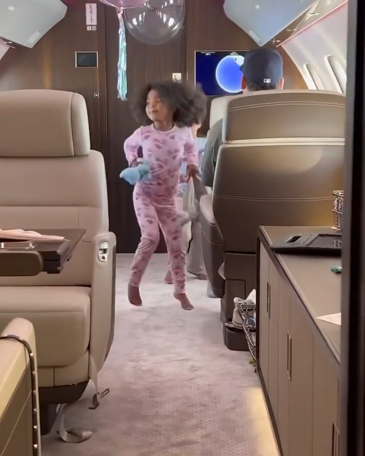 Khloe Kardashian Jets Off on Sister Kylie's Plane to 'Kamp KoKo' With Daughter True