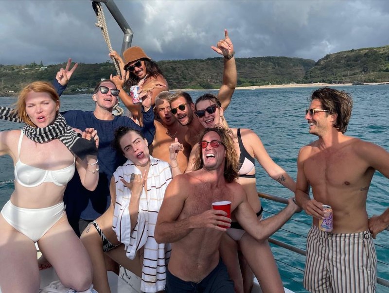 Cara Delevingne Bikini Pictures: Her Sexiest Swimsuit Photos