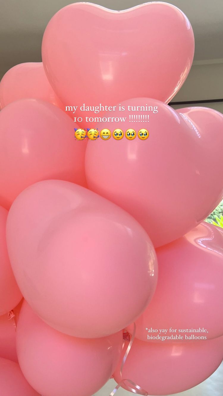 Penelope Disick's All-Pink 10th Birthday Party: Photos Balloons
