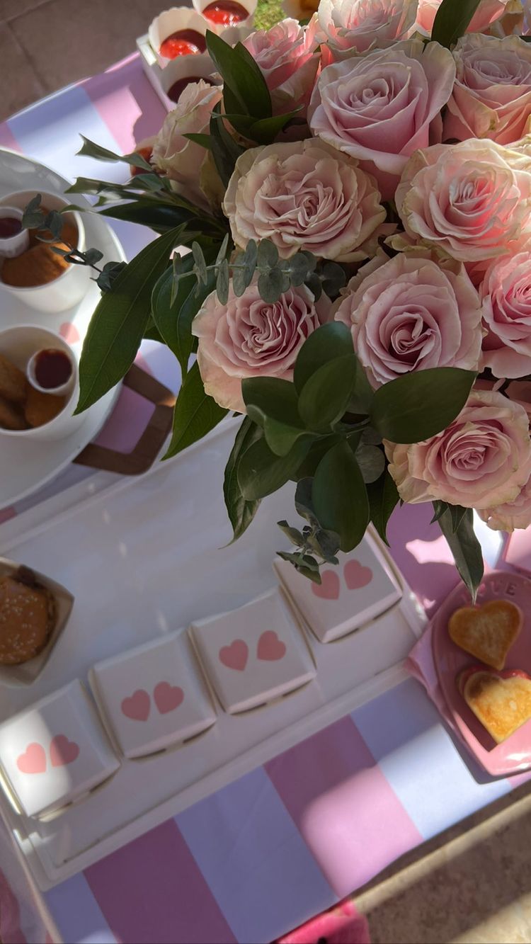 Penelope Disick's All-Pink 10th Birthday Party: Photos Table