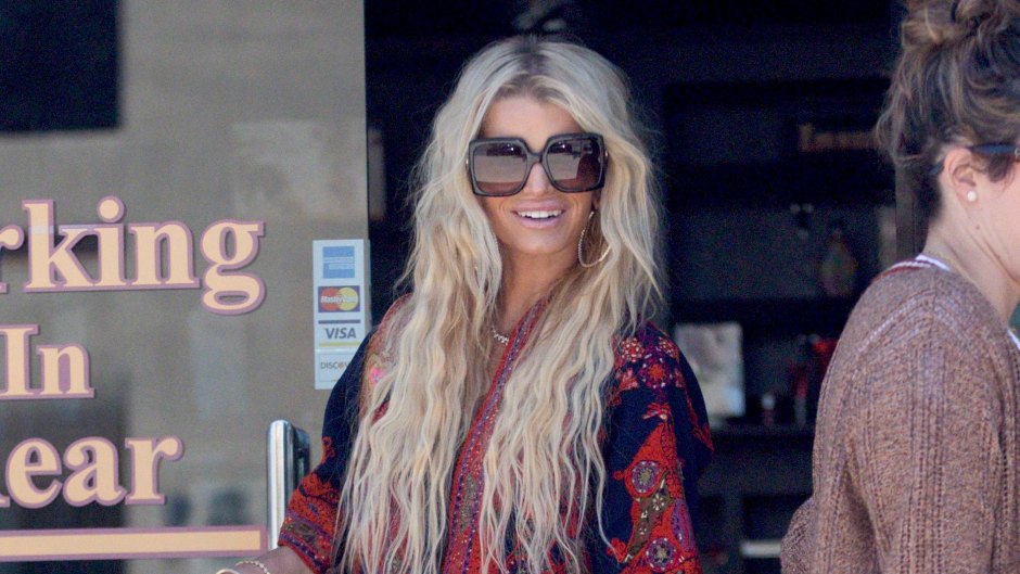 Jessica Simpson Flaunts Toned Legs After Weight Loss: Photos 1
