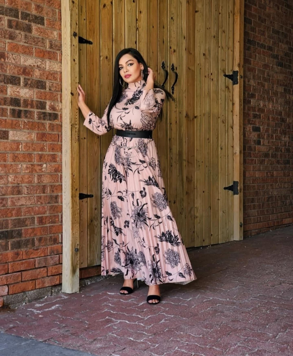 Eva Akhter