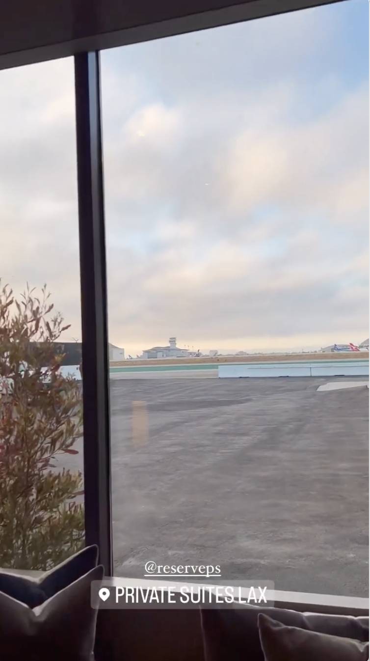 Kourtney Kardashian Shows Private Suite at Airport: Photos