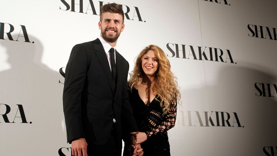 Shakira Ex Gerard Pique Kisses New Girlfriend