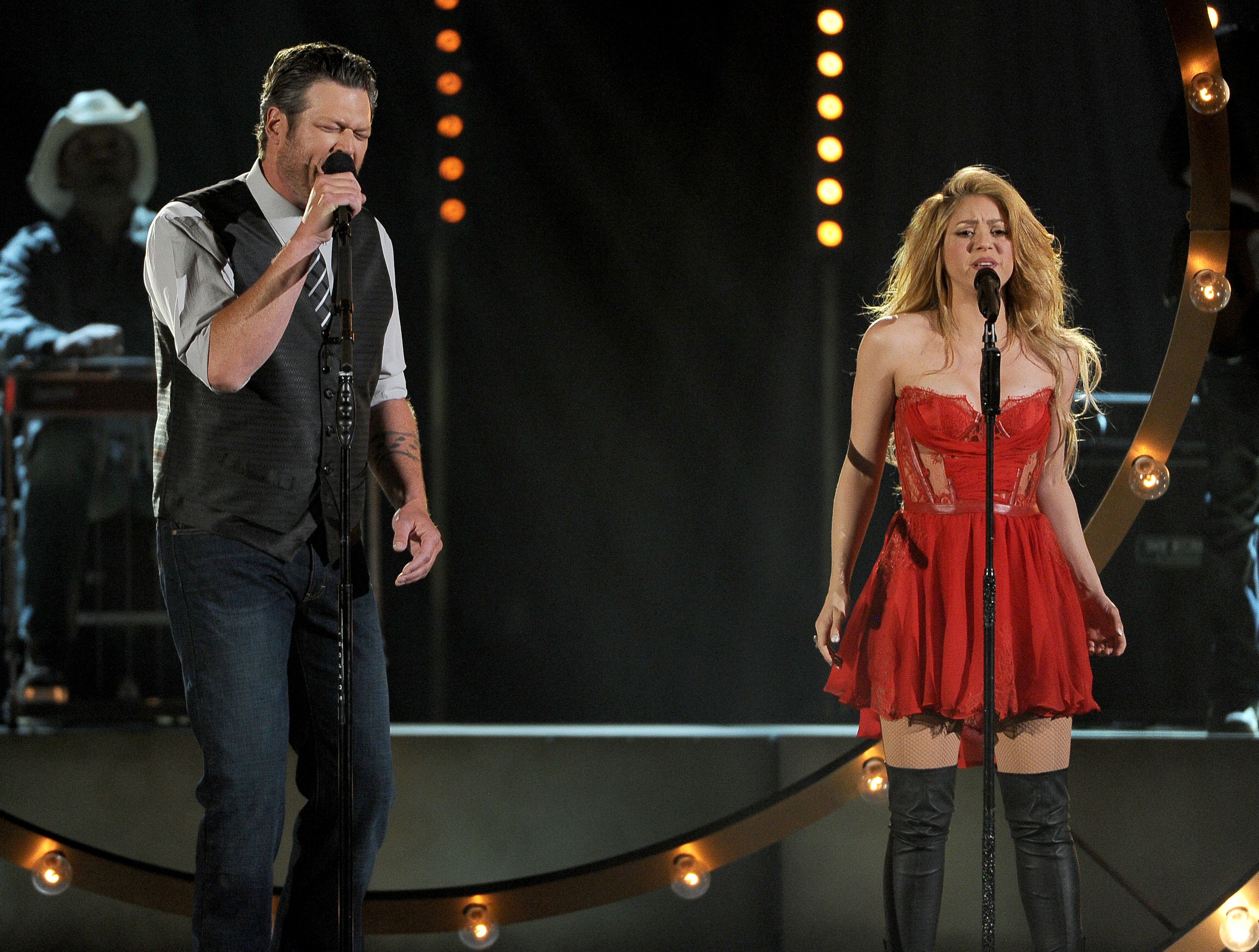 Her Sexy Outfits Don't Lie! Shakira's Hottest Braless Pictures Will Leave You Breathless