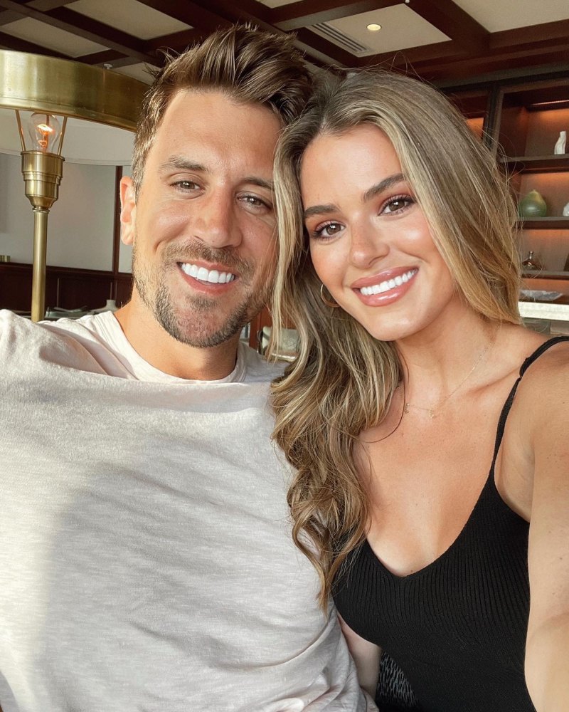 JoJo Fletcher Braless